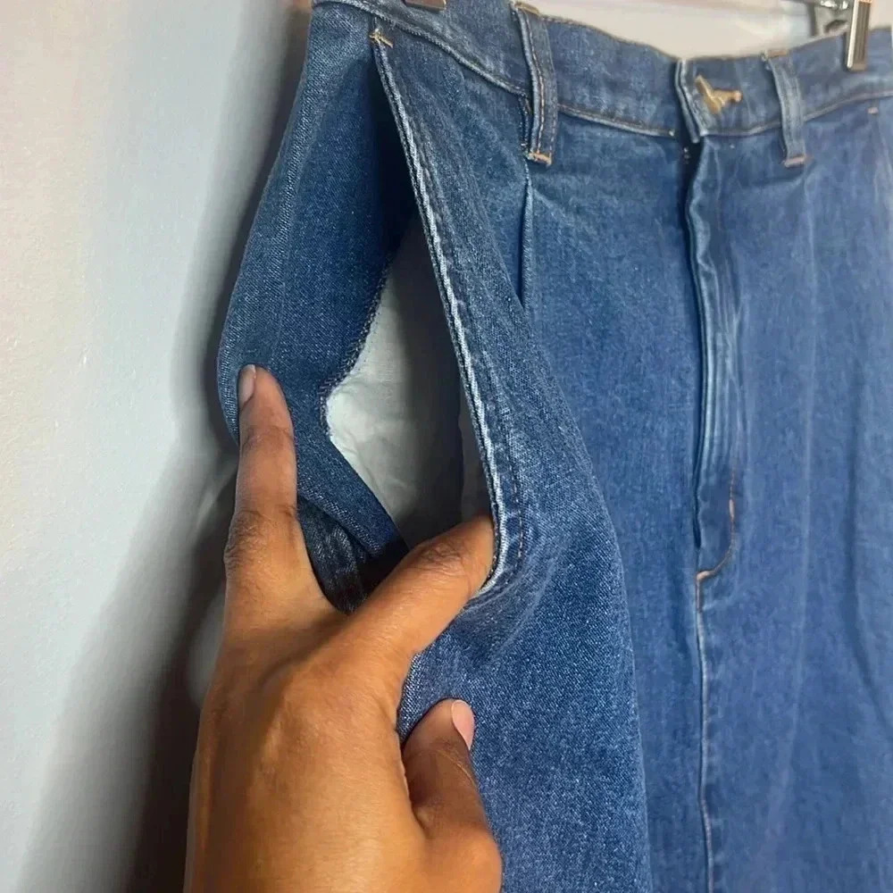 Women’s Vintage Eddie Bauer Denim Skirt with pockets Size 6 - Picture 3 of 7